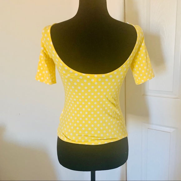 Sm Guess Yellow w/ White Polka Dot Shirt - Picture 2 of 3